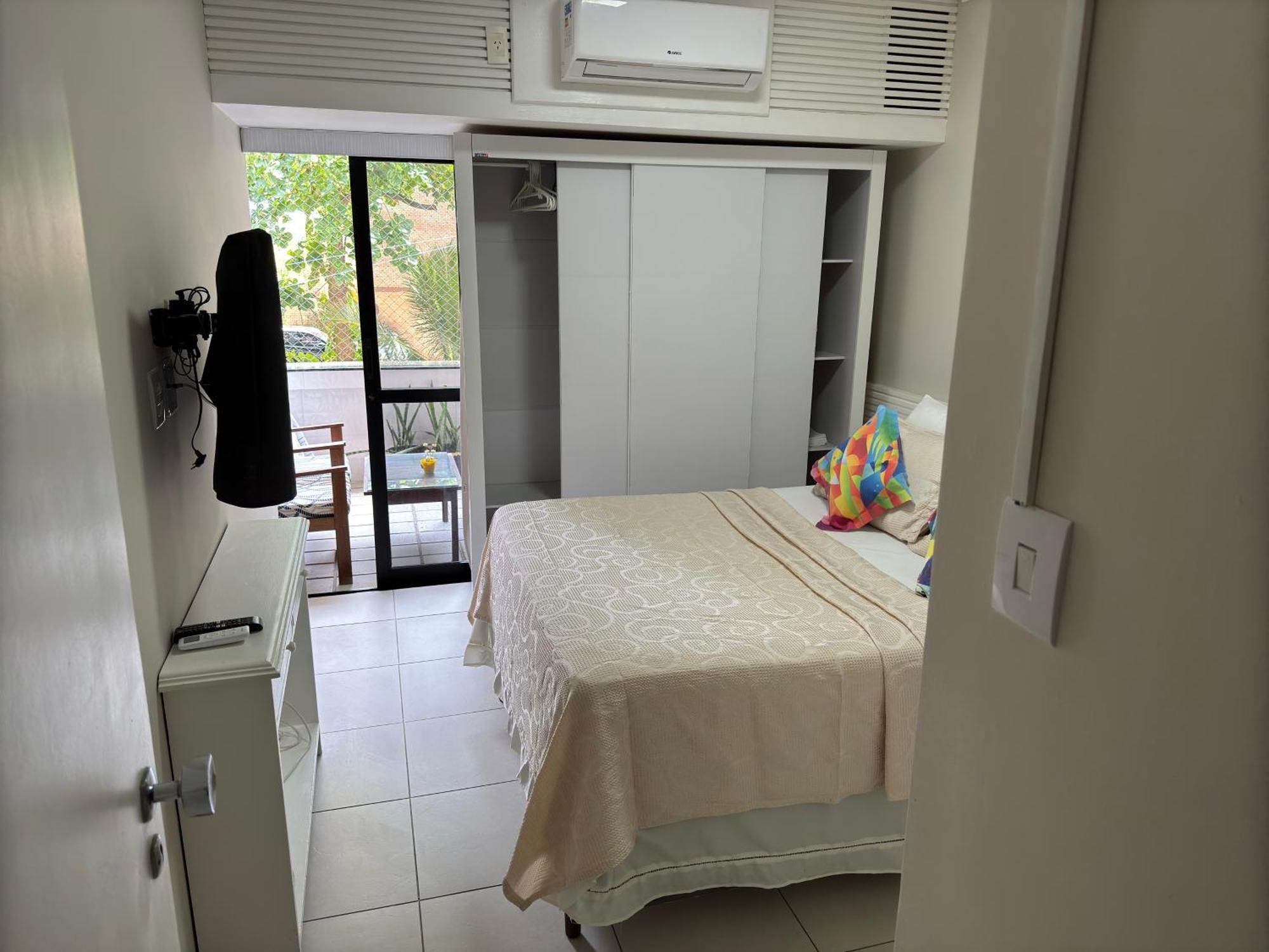 Apartamento Confortavel Apto, Piscina, Camareira Barra/ondina